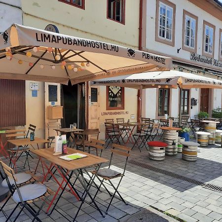 Hotel Borbaratok Haza Győr Exterior foto